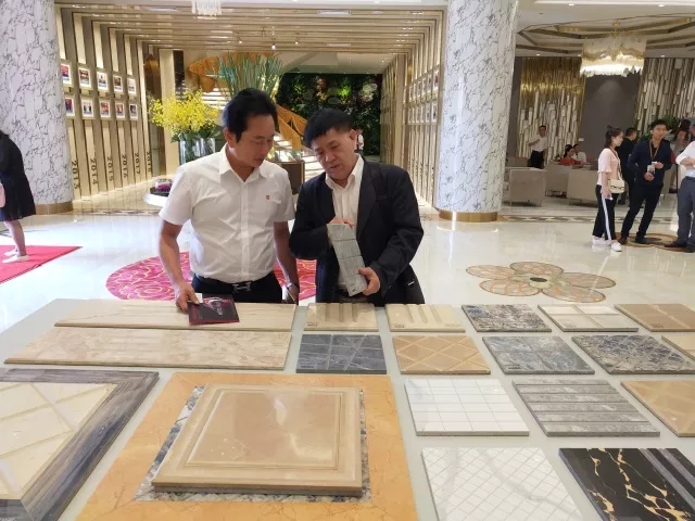 夏高生副會長參觀.jpg 夏高生副會長參觀.jpg